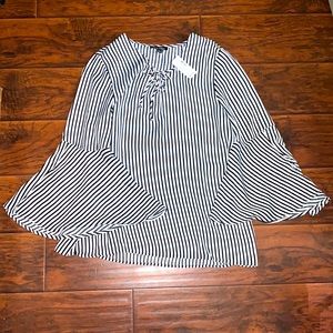 NWT Roz & Ali black & white striped blouse, bell sleeves